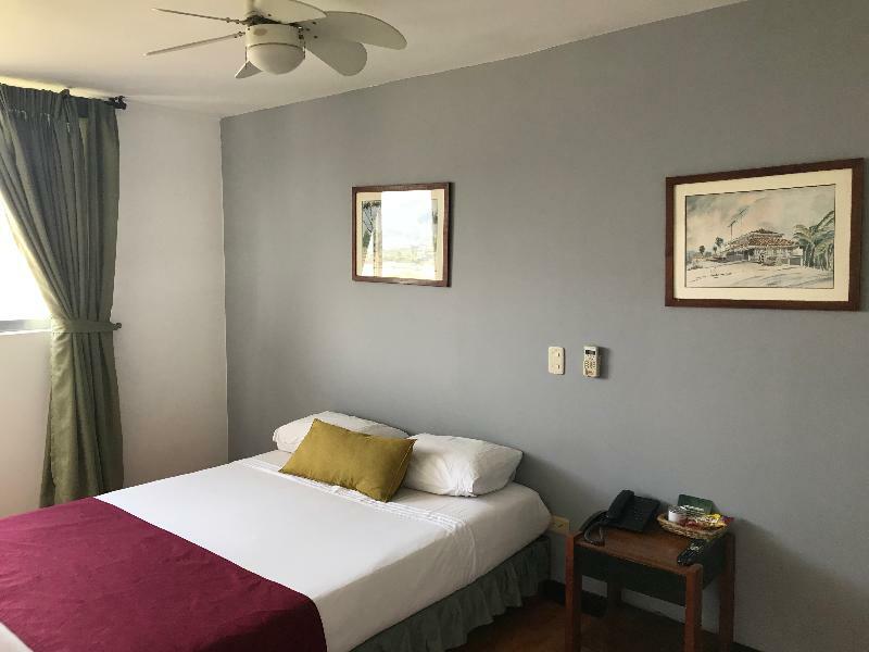 Hotel Santa Ana 메딜린 외부 사진