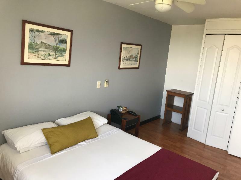 Hotel Santa Ana 메딜린 외부 사진